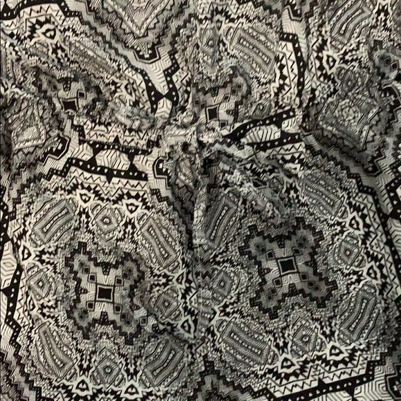 Garage Black and White Patterned Romper - Picture 3 of 5